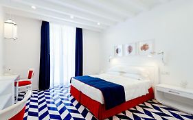 Maison Blu - Intimate Guesthouse
