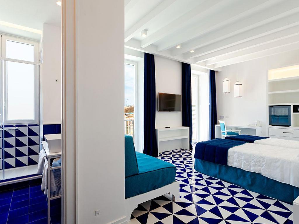 Maison Blu - Intimate Guesthouse Sorrento Exterior foto