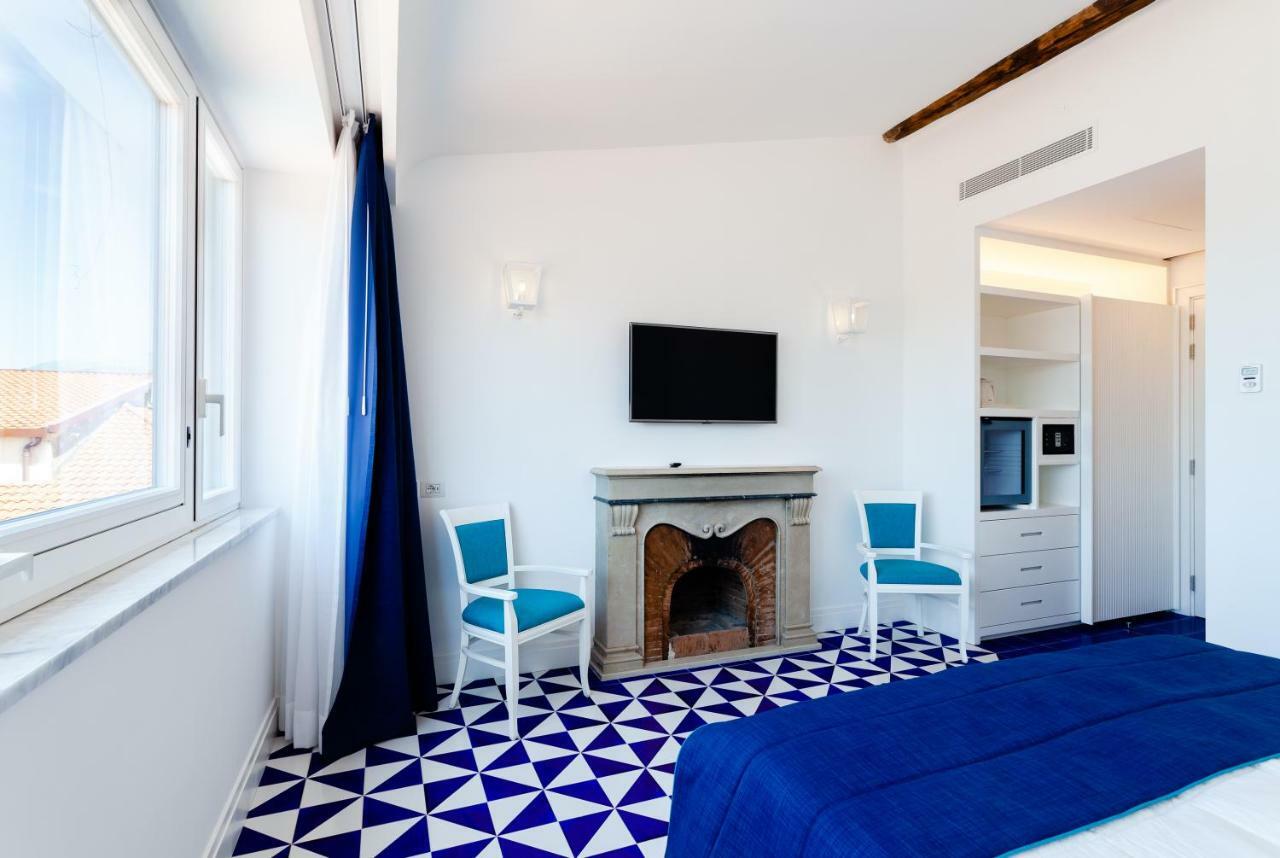 Maison Blu - Intimate Guesthouse Sorrento Exterior foto
