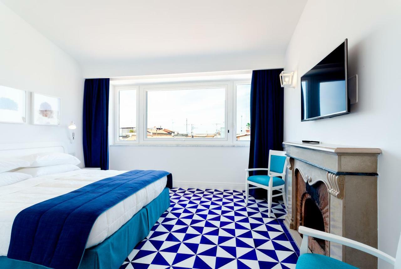 Maison Blu - Intimate Guesthouse Sorrento Exterior foto