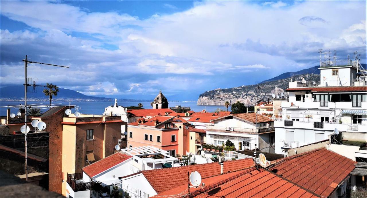 Maison Blu - Intimate Guesthouse Sorrento Exterior foto
